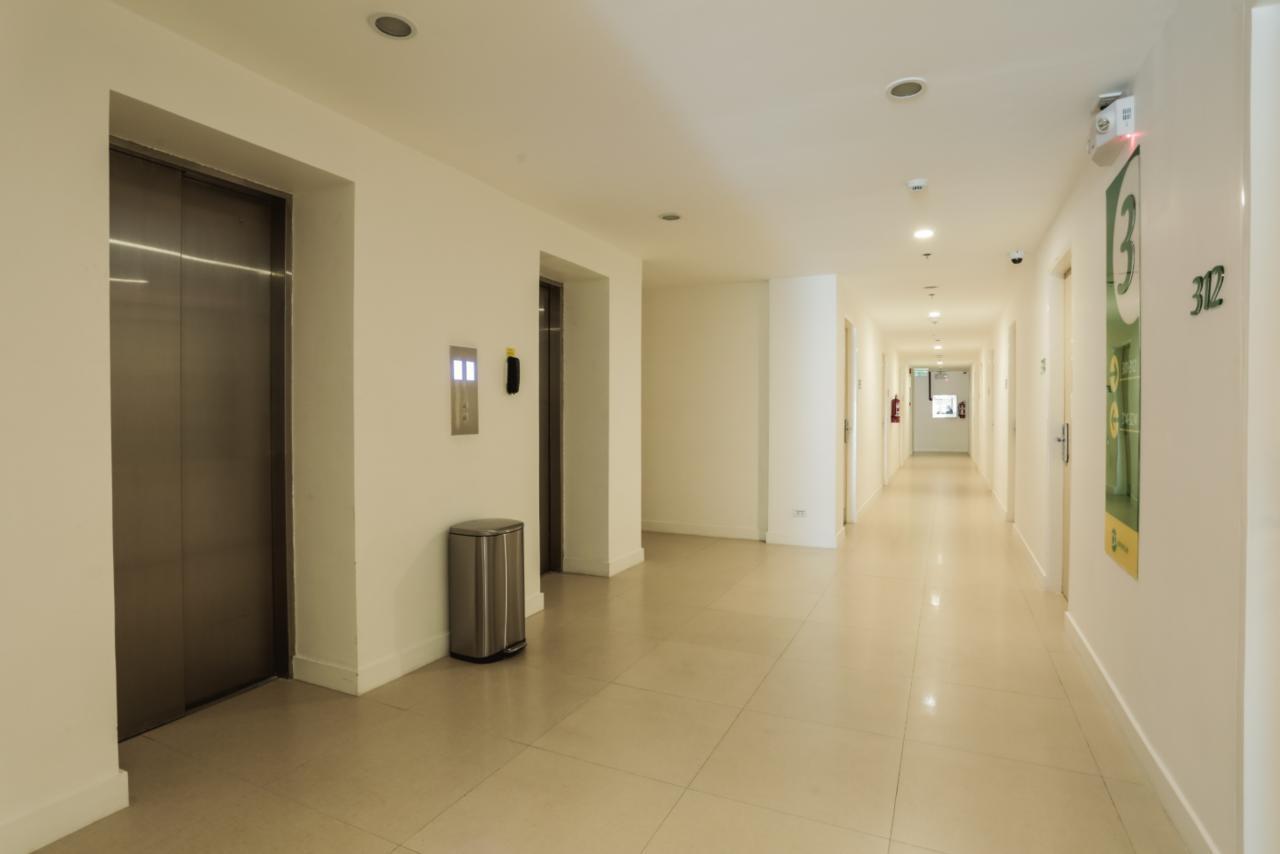 Go Hotels Cubao เกซอนซิตี้ ภายนอก รูปภาพ